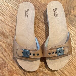 Dr. Scholl's Brown Women's Mules with Buckle